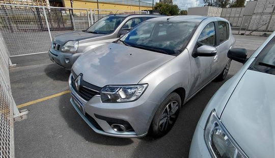 Renault • Sandero