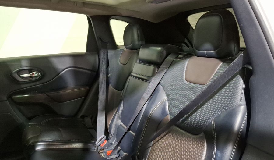 Jeep Cherokee 2.4 LIMITED PREMIUM 4X2 Suv 2016