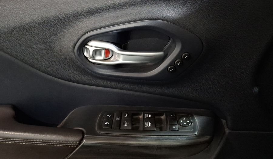 Jeep Cherokee 2.4 LIMITED PREMIUM 4X2 Suv 2016