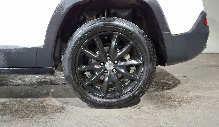 Jeep Cherokee 2.4 LIMITED PREMIUM 4X2 Suv 2016