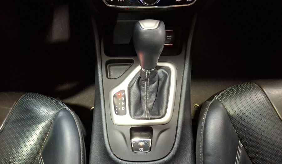 Jeep Cherokee 2.4 LIMITED PREMIUM 4X2 Suv 2016