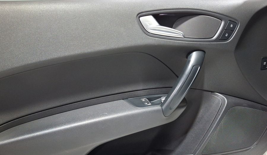 Audi A1 1.4 TFSI COOL S TRONIC Hatchback 2016