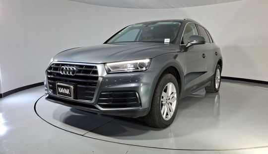 Audi • Q5