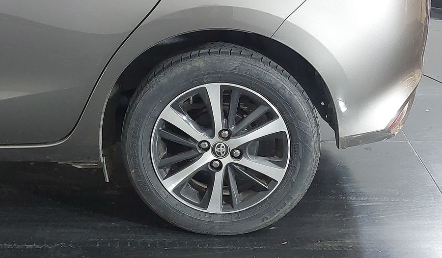 Toyota Yaris 1.5 XS CONNECT CVT Hatchback 2020