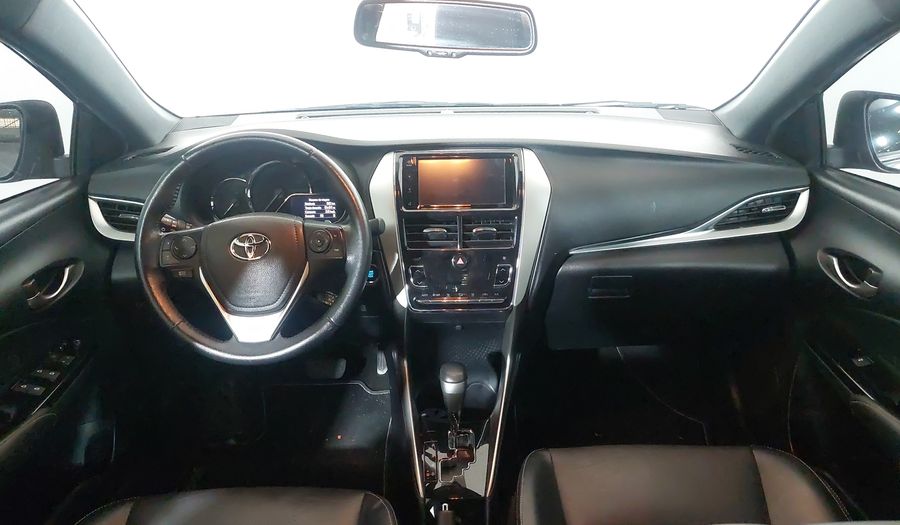 Toyota Yaris 1.5 XS CONNECT CVT Hatchback 2020