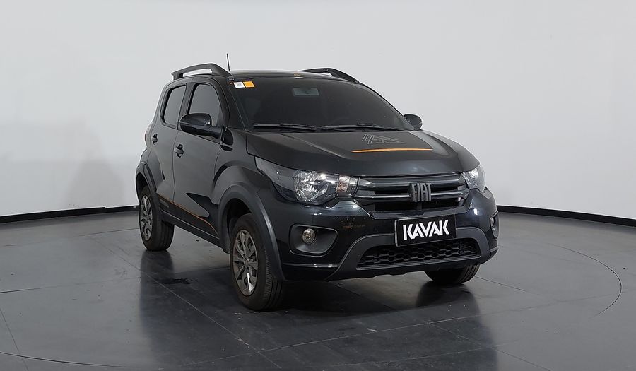 Fiat Mobi 1.0 TREKKING Hatchback 2025