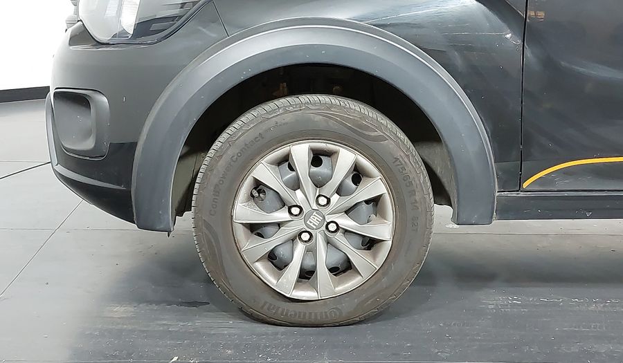 Fiat Mobi 1.0 TREKKING Hatchback 2025