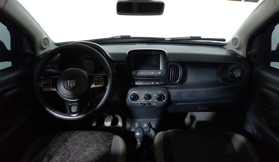 Fiat Mobi 1.0 TREKKING Hatchback 2025