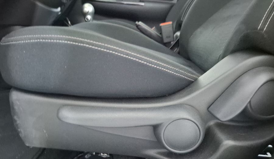 Nissan March 1.6 ADVANCE AUTO Hatchback 2023