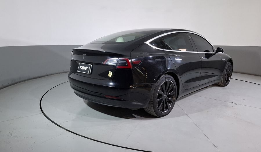 Tesla Model 3 STANDARD RANGE PLUS Sedan 2019