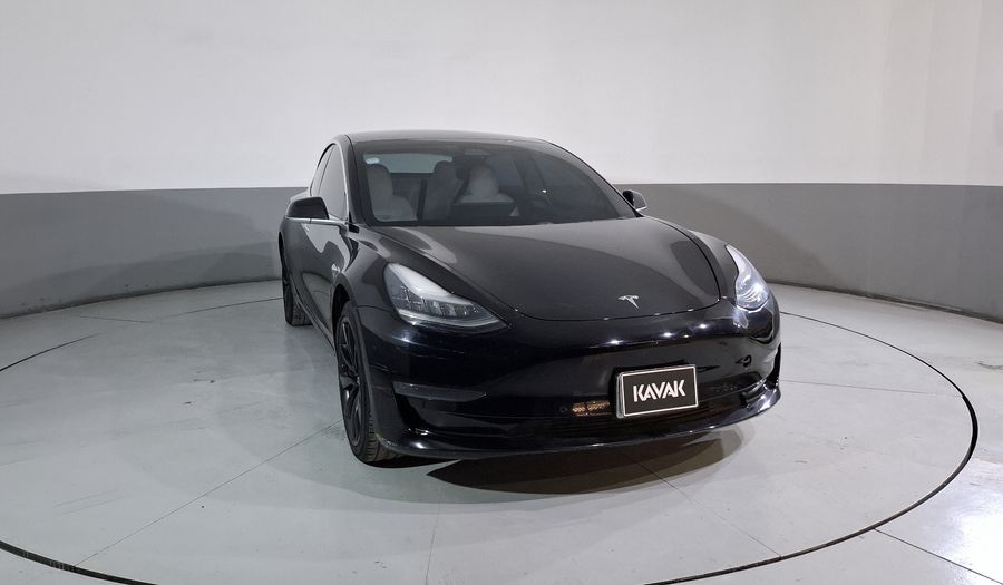 Tesla Model 3 STANDARD RANGE PLUS Sedan 2019