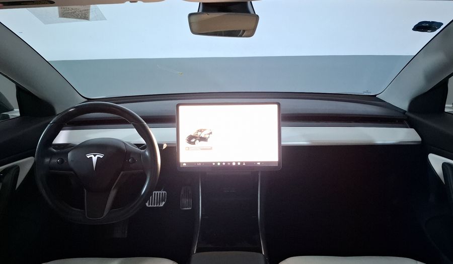 Tesla Model 3 STANDARD RANGE PLUS Sedan 2019