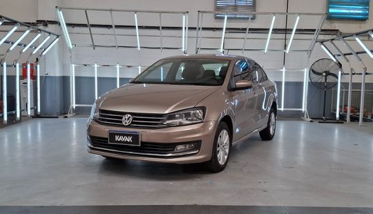 Volkswagen • Polo