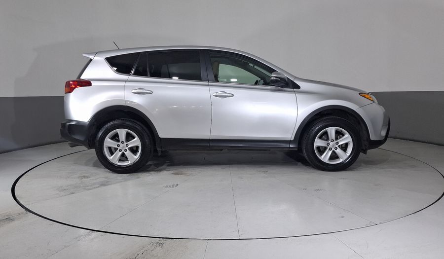 Toyota Rav4 2.5 XLE AT Suv 2013