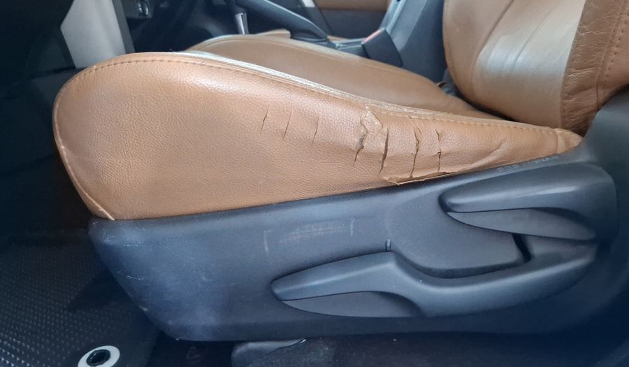 Toyota Rav4 2.5 XLE AT Suv 2013