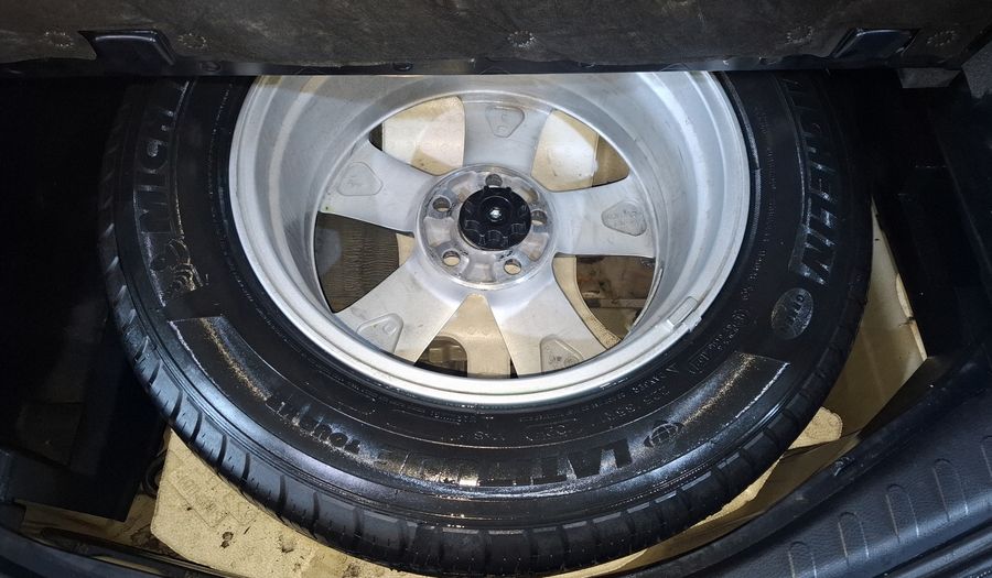 Toyota Rav4 2.5 XLE AT Suv 2013