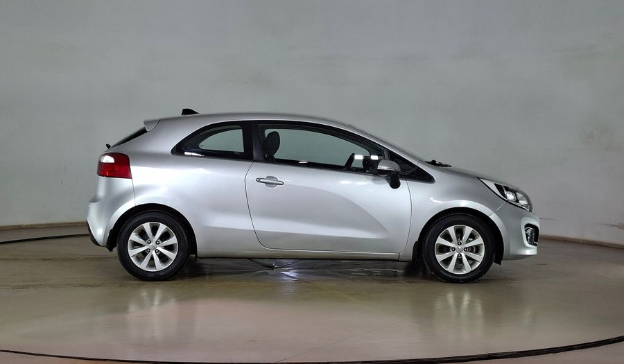 Kia Rio 3 1.4 EX 3HB Hatchback 2015
