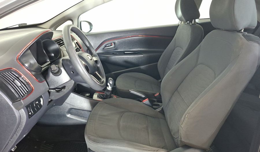 Kia Rio 3 1.4 EX 3HB Hatchback 2015