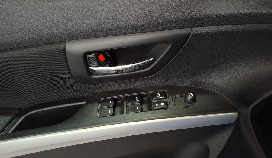 Suzuki S-cross 1.6 GL MT Suv 2015