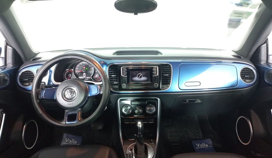 Volkswagen Beetle 2.5 SPORT TIPTRONIC Hatchback 2017