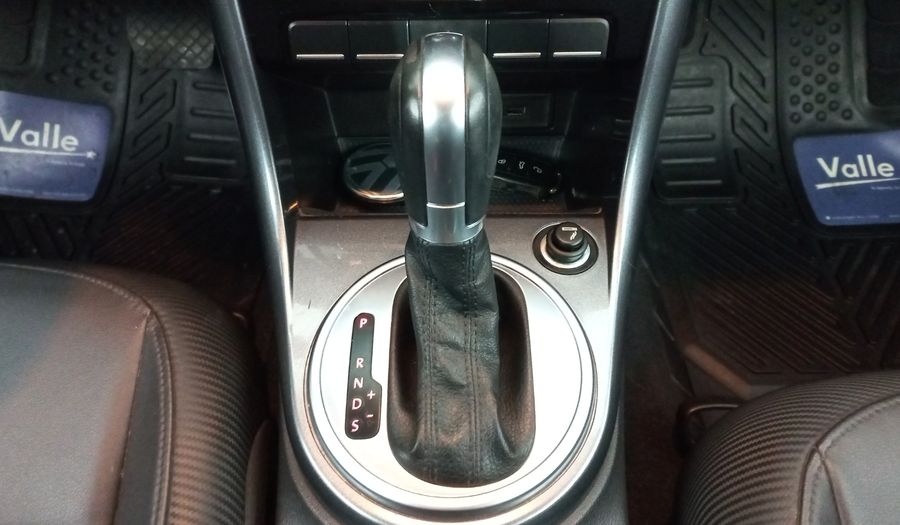 Volkswagen Beetle 2.5 SPORT TIPTRONIC Hatchback 2017