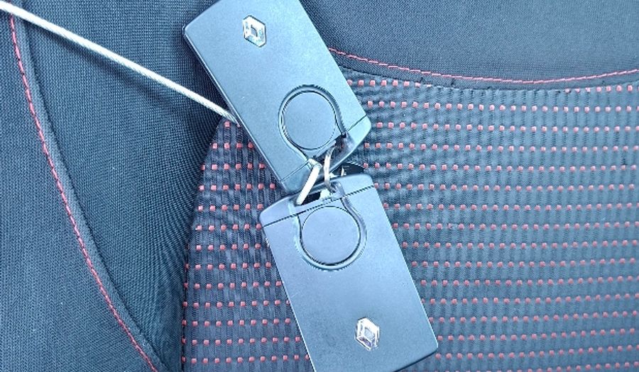 Renault Clio 1.6 RS 200 EDC Hatchback 2015