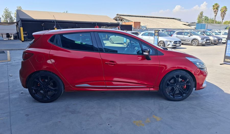 Renault Clio 1.6 RS 200 EDC Hatchback 2015