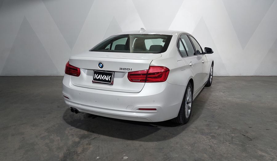 Bmw Serie 3 2.0 320IA EXECUTIVE AUTO Sedan 2018