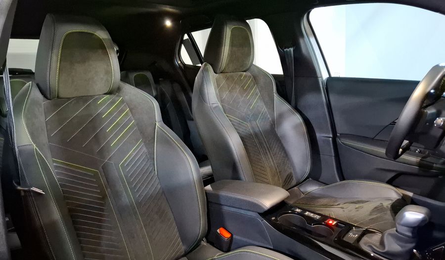 Peugeot 2008 1.2 GT AUTO FL Suv 2024