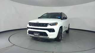 Jeep • Compass