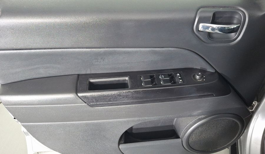 Jeep Compass 2.4 LATITUDE FWD ATX Suv 2015