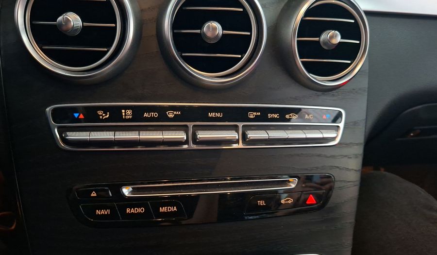 Mercedes Benz Clase Glc 2.1 GLC 220 D 4MATIC AUTO Suv 2017