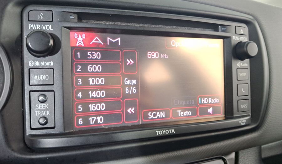 Toyota Yaris 1.5 PREMIUM AT 5PTAS Hatchback 2015