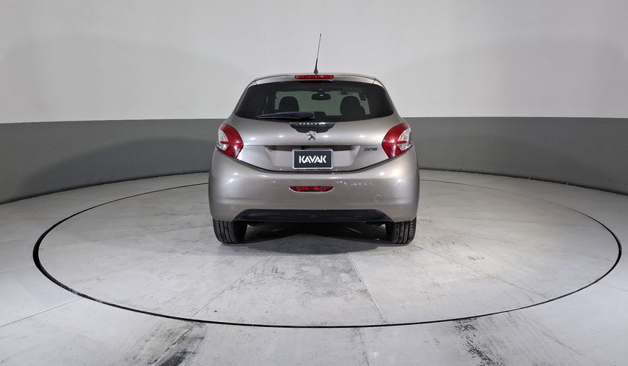 Peugeot 208 1.6 FELINE AT Hatchback 2014