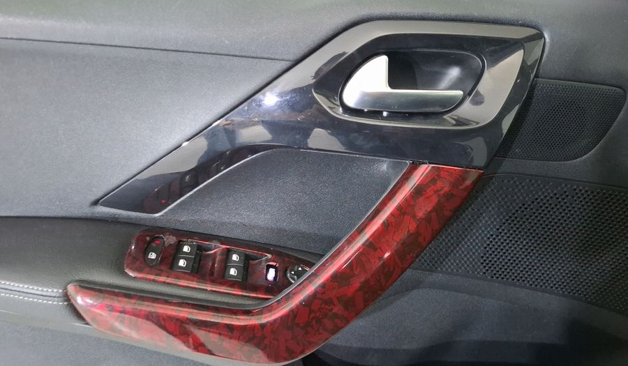 Peugeot 208 1.6 FELINE AT Hatchback 2014