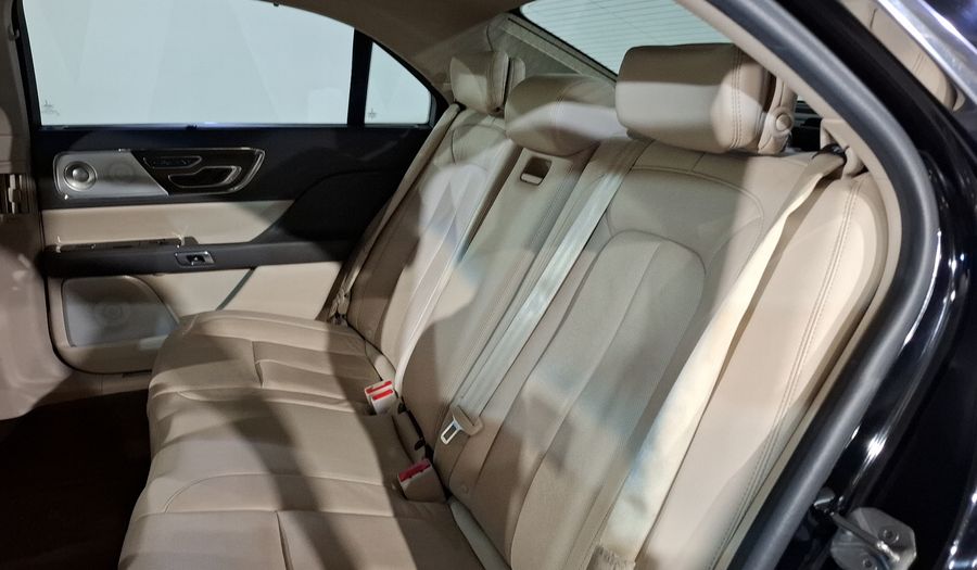 Lincoln Continental 3.0 RESERVE AUTO 4WD Sedan 2018
