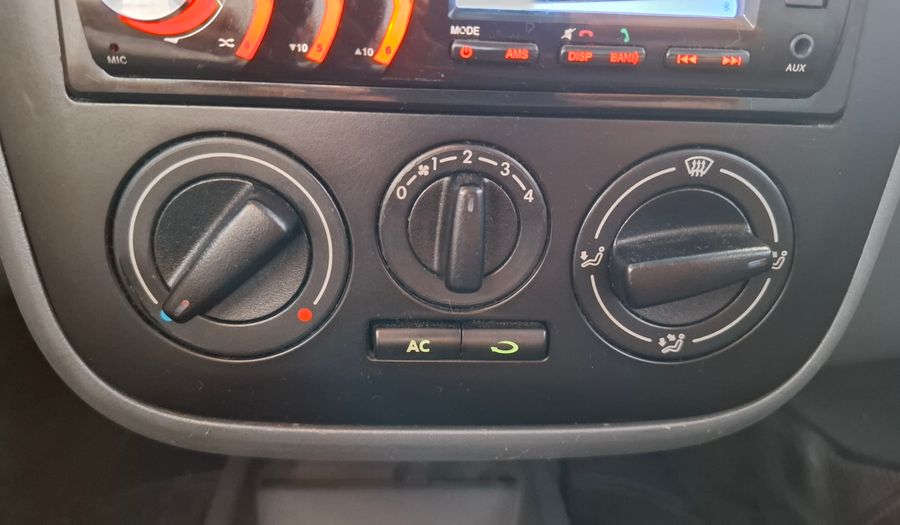 Volkswagen Gol 1.4 POWER (+DA+AA) Hatchback 2012