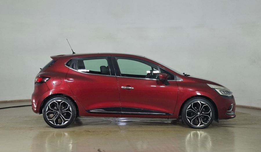 Renault Clio 0.9T DYNAMIQUE RED Hatchback 2018