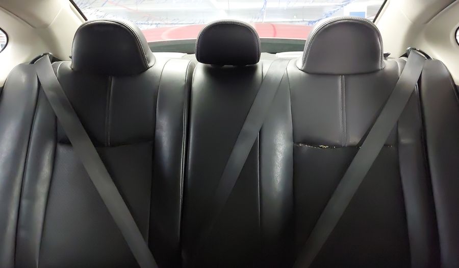 Nissan Sentra 2.0 S CVT Sedan 2019