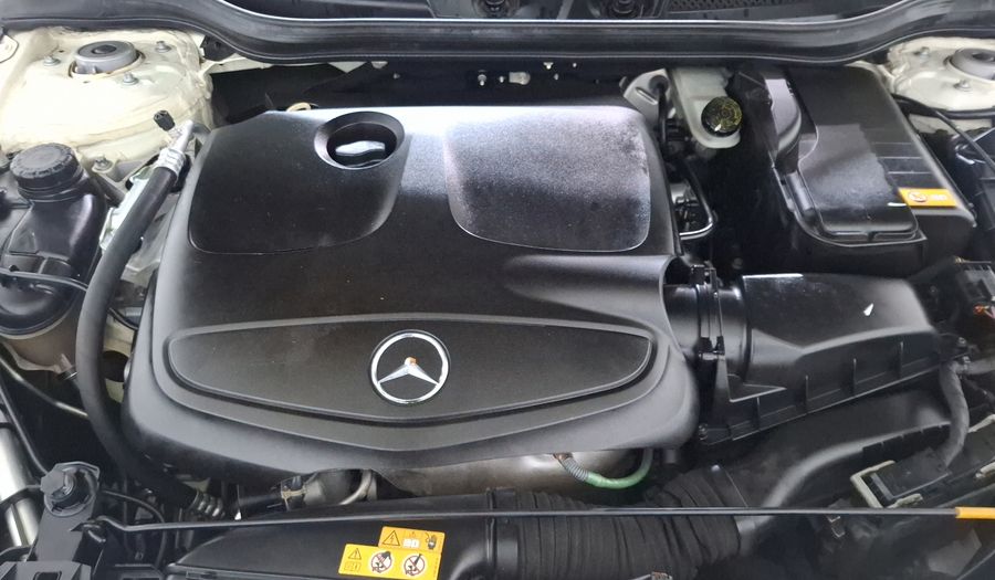 Mercedes Benz Clase Cla 1.6 CLA 200 CGI SPORT AT Coupe 2017