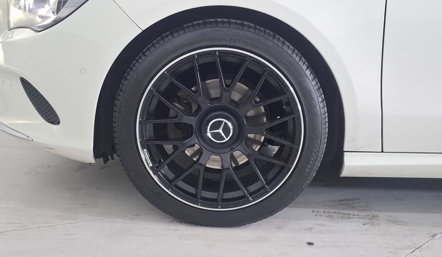 Mercedes Benz Clase Cla 1.6 CLA 200 CGI SPORT AT Coupe 2017