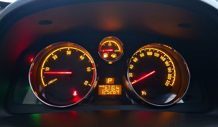 Opel Antara 2.2 CDTI AUTO COSMO 4WD Suv 2015