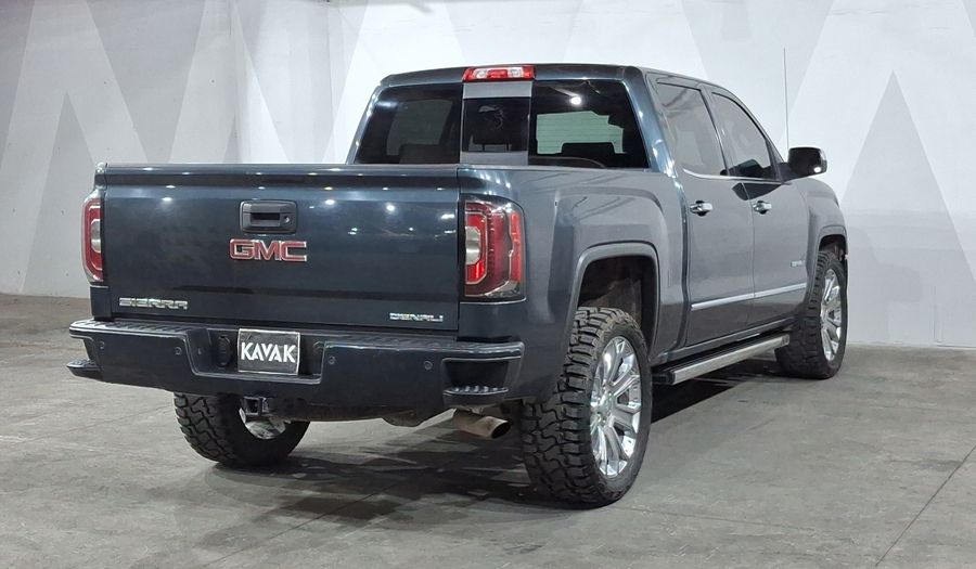 Gmc Sierra 6.2 DENALI E AT 4WD Pickup 2017