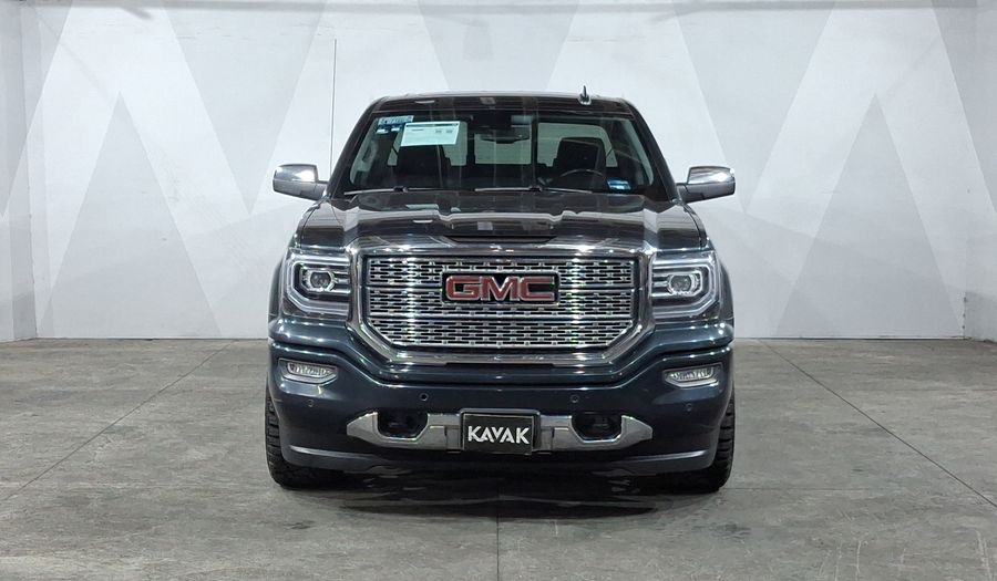 Gmc Sierra 6.2 DENALI E AT 4WD Pickup 2017