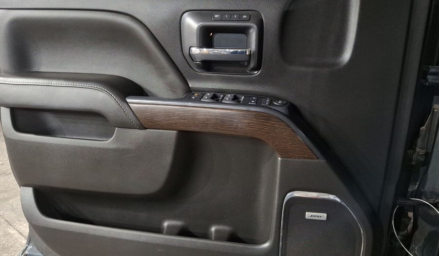 Gmc Sierra 6.2 DENALI E AT 4WD Pickup 2017