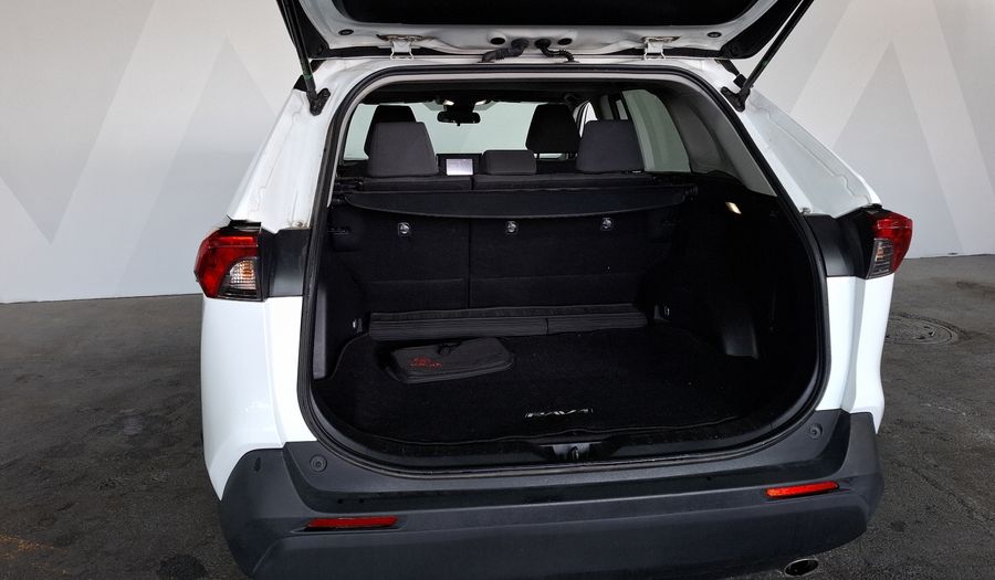 Toyota Rav4 2.5 XLE AUTO Suv 2022