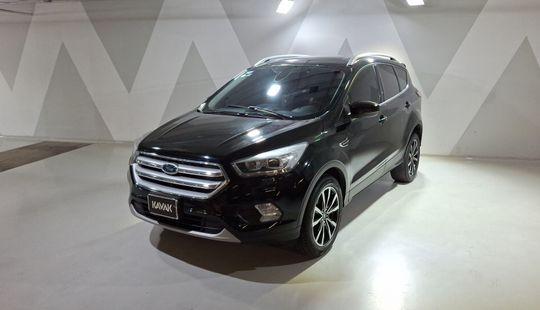 Ford • Escape