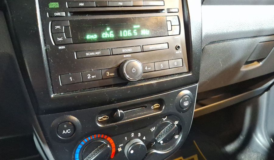 Chevrolet Matiz 1.0 AC B MT Hatchback 2015