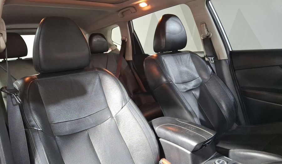 Nissan X-trail 2.5 EXCLUSIVE 3 ROW CVT 4WD Suv 2022