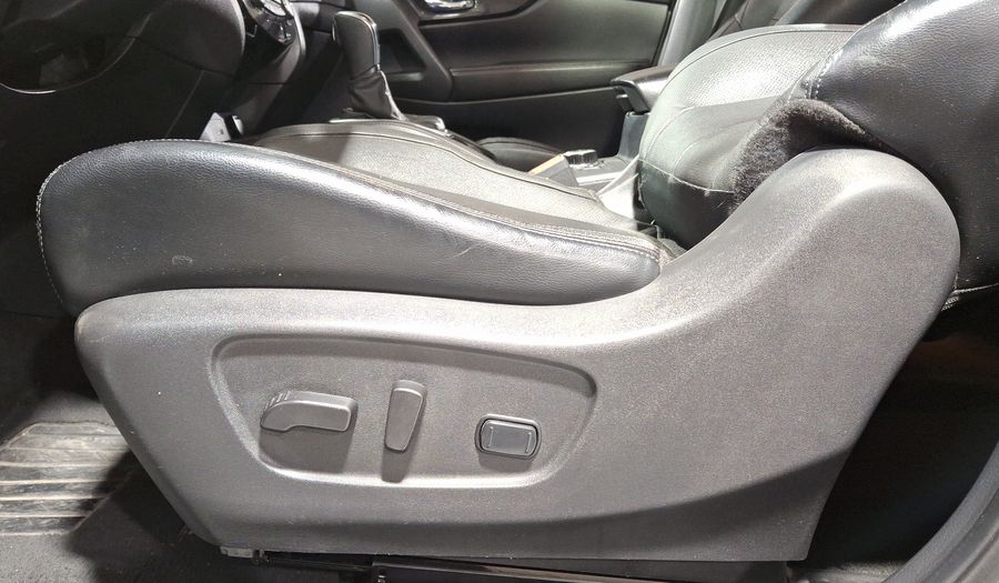 Nissan X-trail 2.5 EXCLUSIVE 3 ROW CVT 4WD Suv 2022